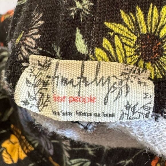 Intimately Free People A Go Go Floral Cotton Shorts - Picture 6 of 7